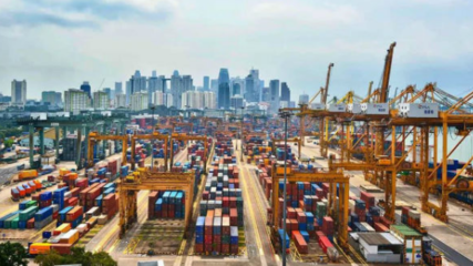 預(yù)警！新加坡港口集裝箱擁堵加劇，船舶等待時(shí)間長(zhǎng)達(dá)七天